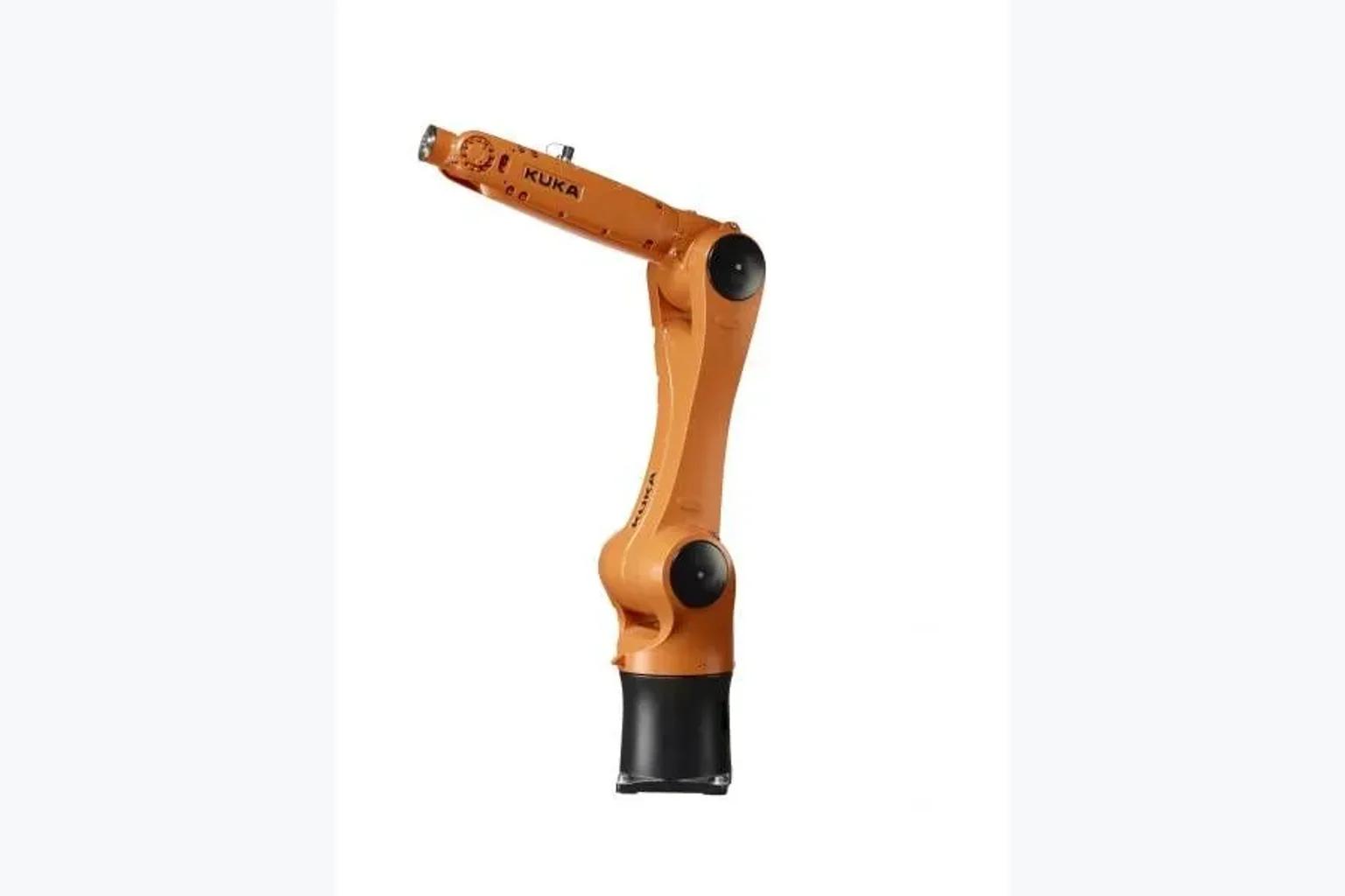 Шестиосевой робот KUKA KR 6 R700